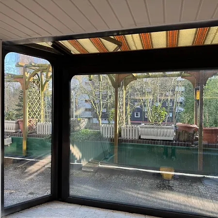 Apartment 200 Qm Wohnug Mit Sonnenterrasse Und Wintergarten Hannover