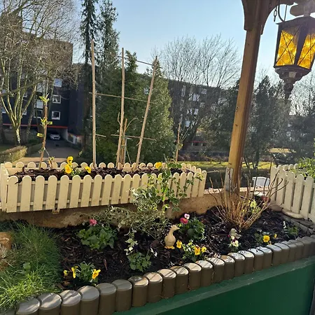 Апартаменты 200 Qm Wohnug Mit Sonnenterrasse Und Wintergarten Ганновер